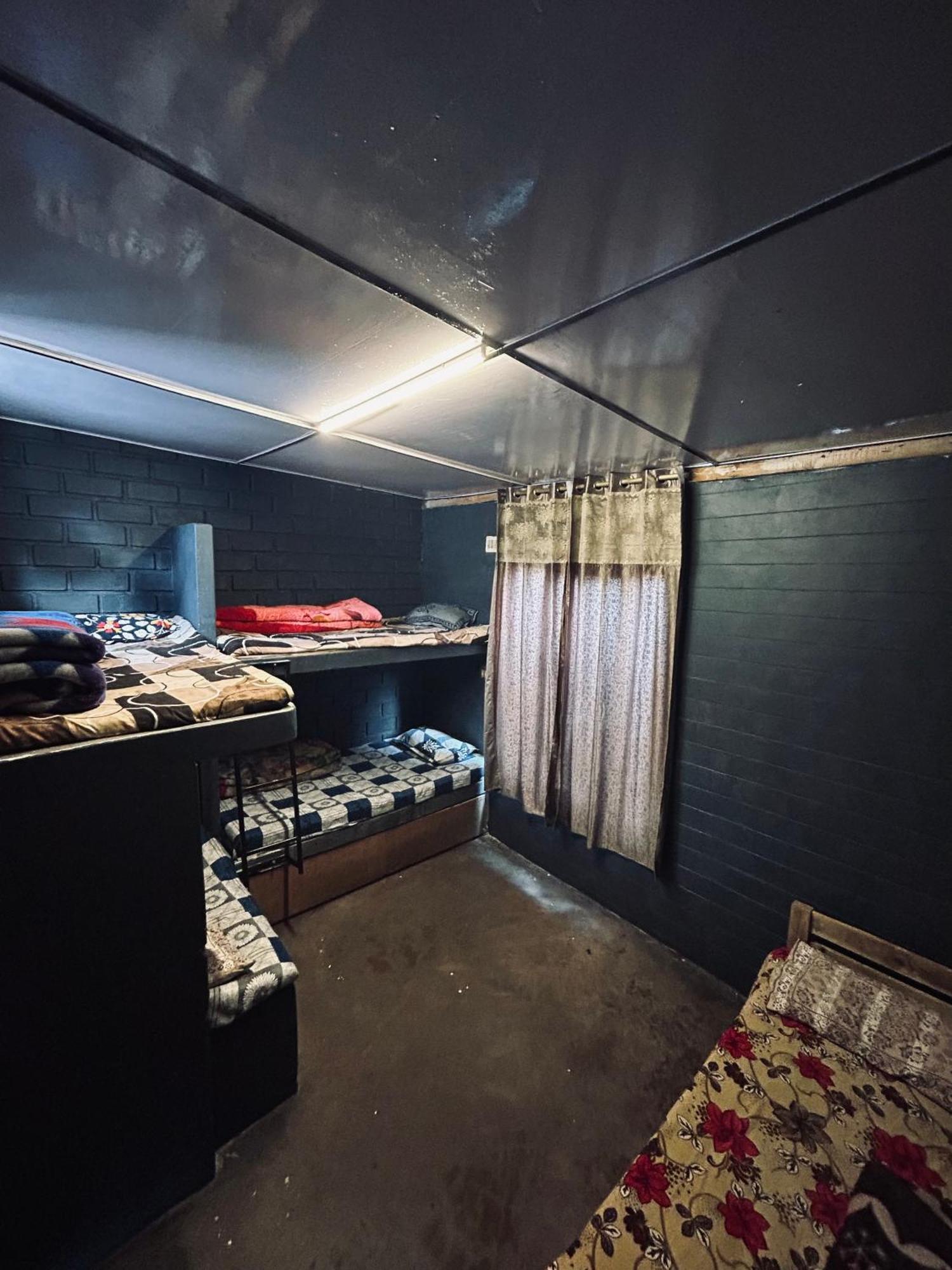 Isabella Hostel Shillong Ngoại thất bức ảnh