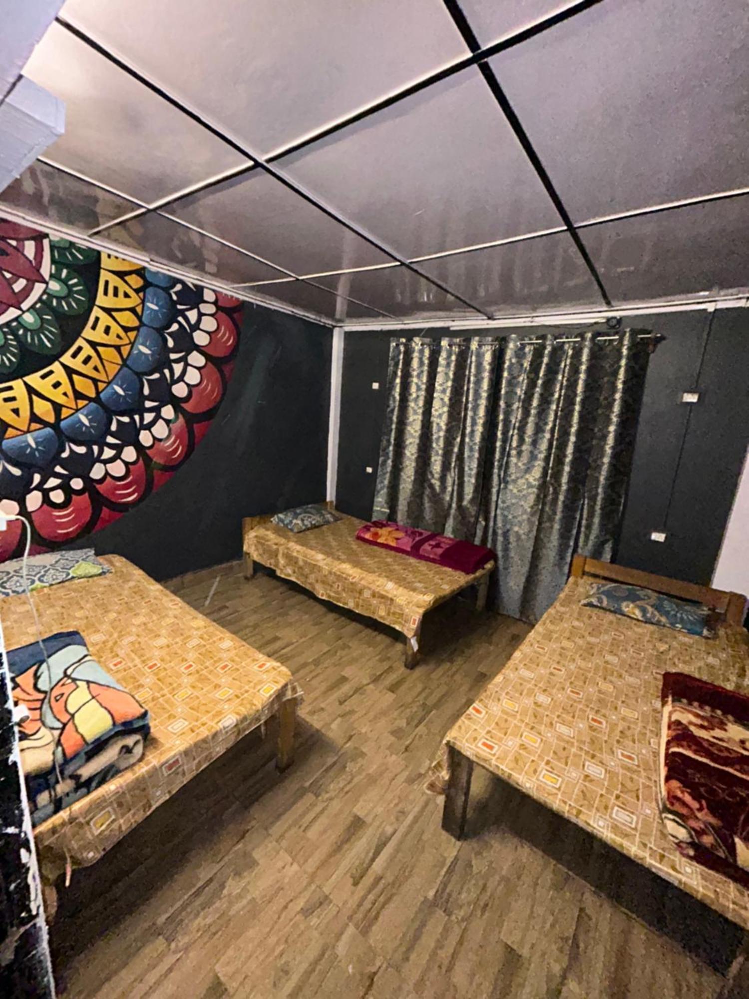 Isabella Hostel Shillong Ngoại thất bức ảnh