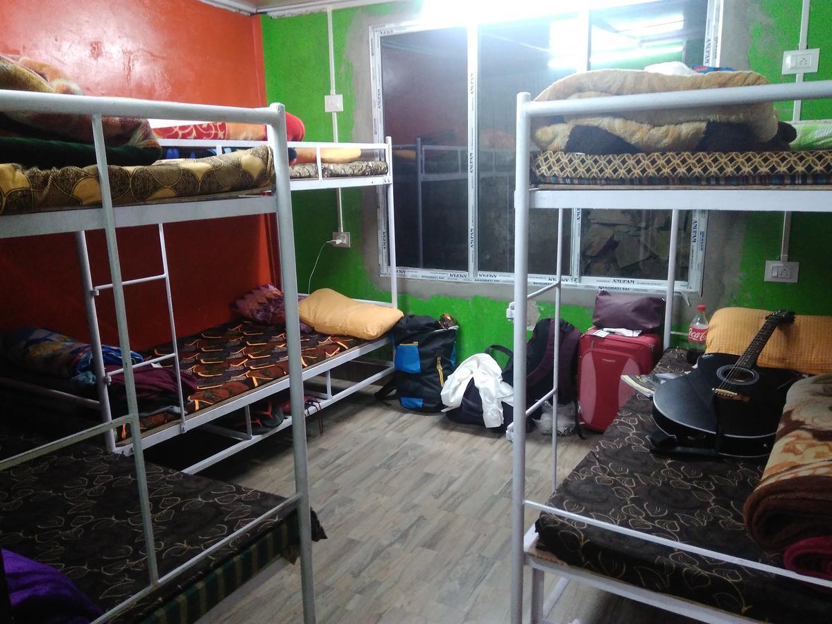 Isabella Hostel Shillong Ngoại thất bức ảnh